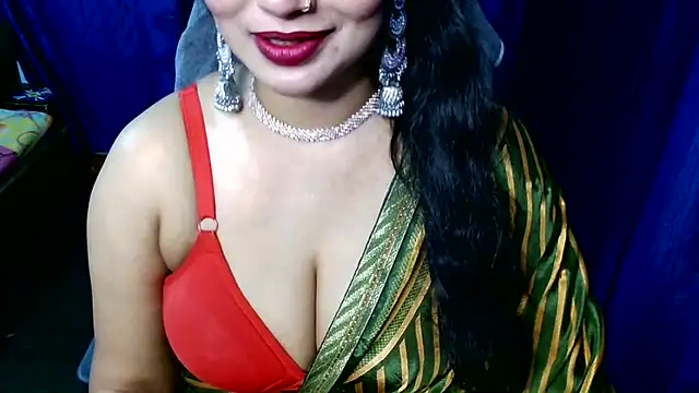 Snapshot of QUEEN_SAKHI- chatting on 03.17.26 QUEEN SAKHI- online show from 03.17.26