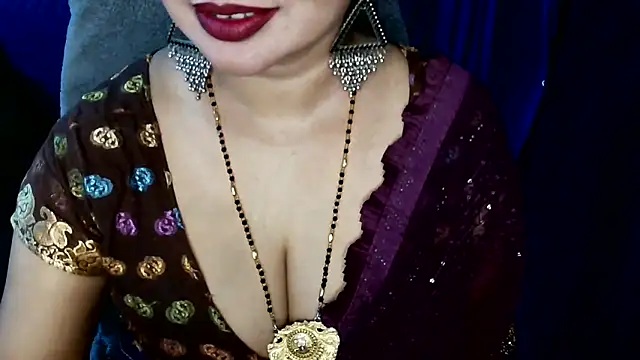 QUEEN SAKHI- online show from 04.26.26
