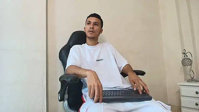 Marcus Jeron online show from 04.24.26