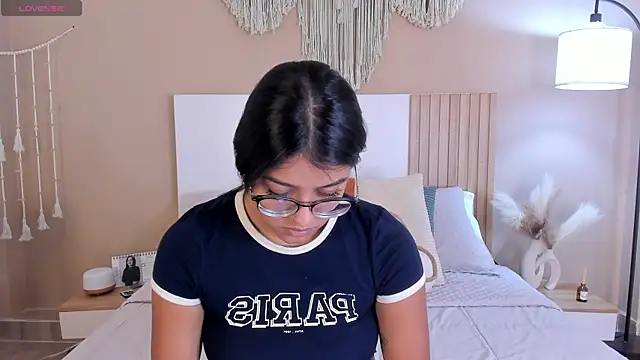 Camila Bustamante online show from 05.02.26