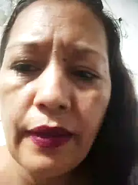 Snapshot of marinita13 chatting on 09.09.25 marinita13 online show from 09.09.25