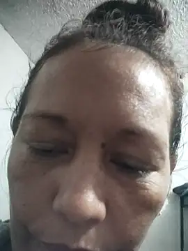 Snapshot of marinita13 chatting on 10.12.25 marinita13 online show from 10.12.25