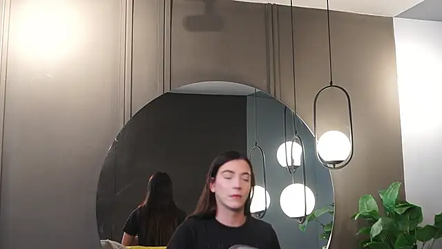 Ariaa Isabell online show from 03.06.26