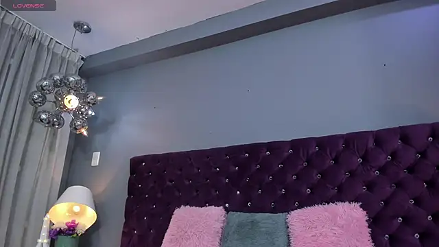 RedAngel1- online show from 09.27.25