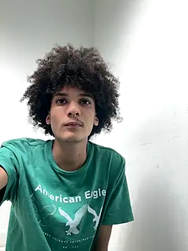 Snapshot of Max_Rain chatting on 11.05.25 Max Rain online show from 11.05.25