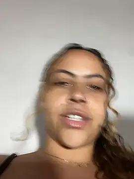 Snapshot of Chloe_Leaozinho chatting on 07.29.26 Chloe Leaozinho online show from 07.29.26