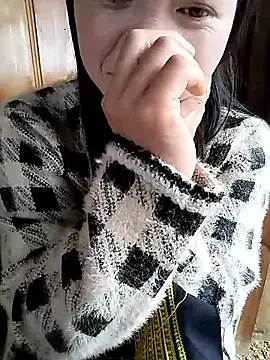 Snapshot of Tiyir597 chatting on 11.10.25 Tiyir597 online show from 11.10.25