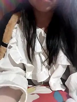 Snapshot of Tiyir597 chatting on 01.10.26 Tiyir597 online show from 01.10.26