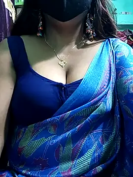 Snapshot of Bhanu-Sharma chatting on 10.25.25 Bhanu-Sharma online show from 10.25.25