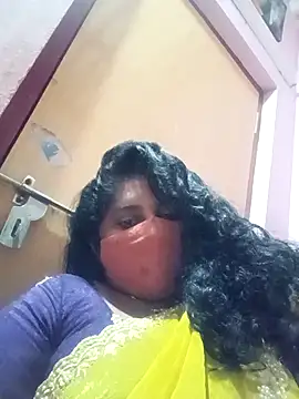 Snapshot of Jessi_25 chatting on 11.30.25 Jessi 25 online show from 11.30.25