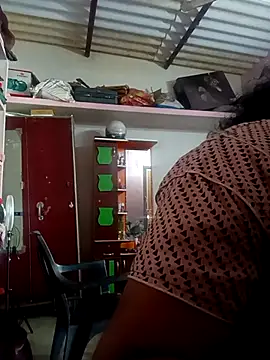 Snapshot of Jessi_25 chatting on 02.14.26 Jessi 25 online show from 02.14.26