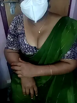 Snapshot of Jessi_25 chatting on 03.09.26 Jessi 25 online show from 03.09.26