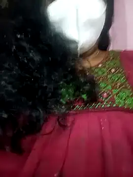 Snapshot of Jessi_25 chatting on 03.11.26 Jessi 25 online show from 03.11.26