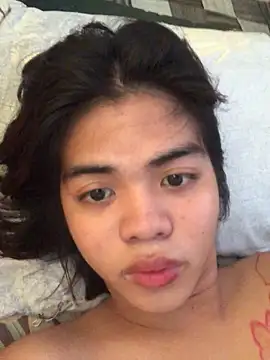 Snapshot of xAsianHotCum69x chatting on 12.19.25 xAsianHotCum69x online show from 12.19.25