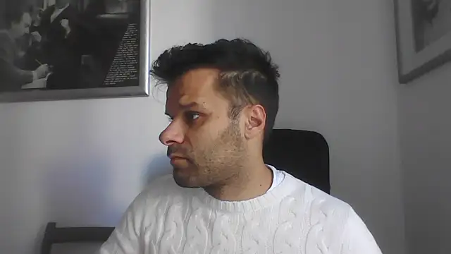 Snapshot of FROCETTO93 chatting on 11.04.25 FROCETTO93 online show from 11.04.25