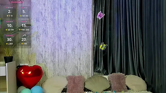 Snapshot of Maya_Collins_ chatting on 03.13.26 Maya Collins online show from 03.13.26