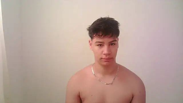 Snapshot of zeus_181 chatting on 05.29.26 zeus 181 online show from 05.29.26