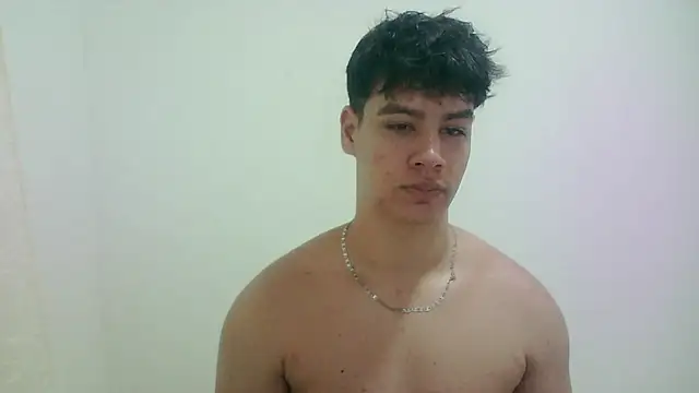 Snapshot of zeus_181 chatting on 06.08.26 zeus 181 online show from 06.08.26