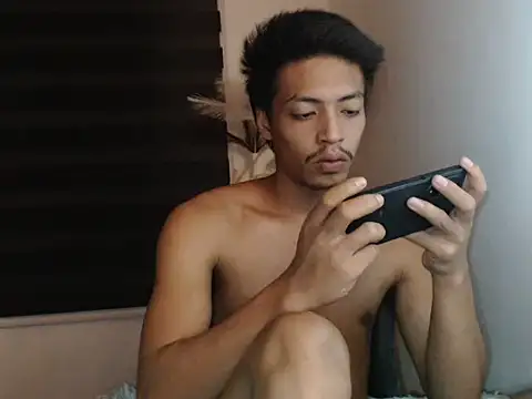 Snapshot of trans_69_ chatting on 10.03.25 trans 69  online show from 10.03.25