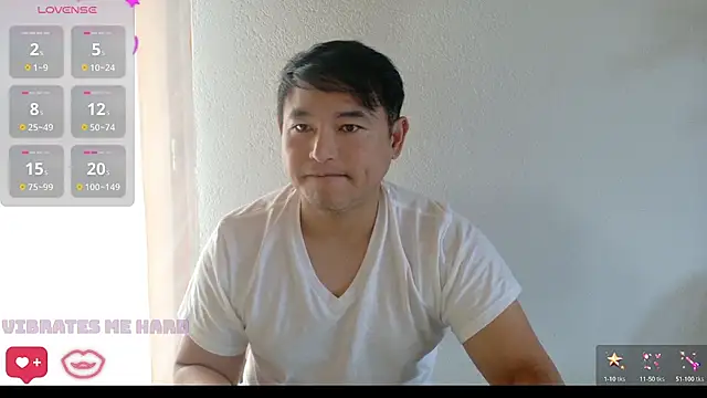 Snapshot of AsianBoy_WhiteDaddy chatting on 09.11.25 AsianBoy WhiteDaddy online show from 09.11.25