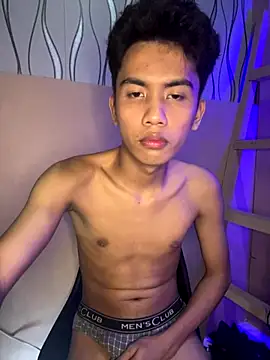 Demure Asian143 online show from 09.25.25