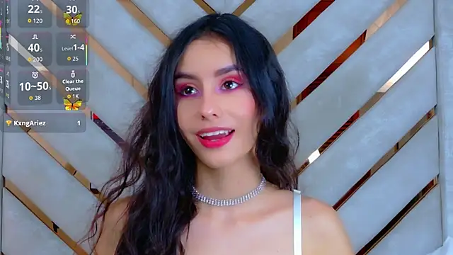 Sarah-Grace online show from 11.10.25