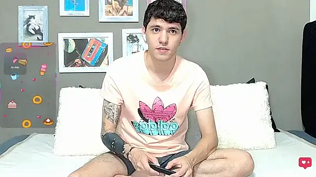 Snapshot of Matteo12_ chatting on 06.04.26 Matteo12 online show from 06.04.26