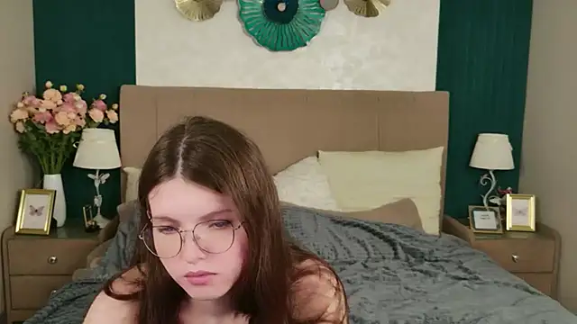 Gaby Essen online show from 11.24.25