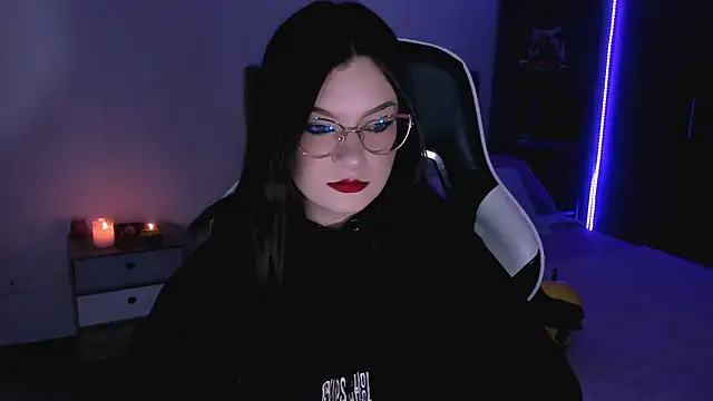 Snapshot of OphelianaRose33 chatting on 09.14.25 OphelianaRose33 online show from 09.14.25