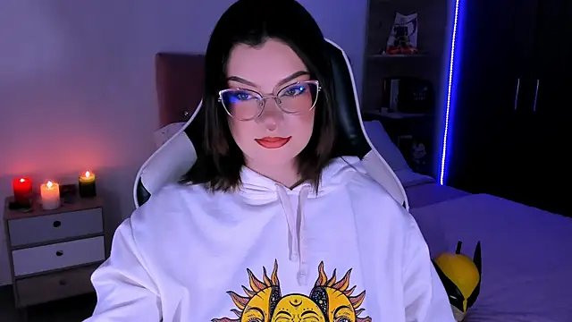 Snapshot of OphelianaRose33 chatting on 10.19.25 OphelianaRose33 online show from 10.19.25