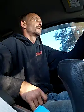 Hungwell1515 online show from 12.15.25