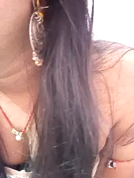 Snapshot of tharki-anand chatting on 07.05.26 tharki-anand online show from 07.05.26