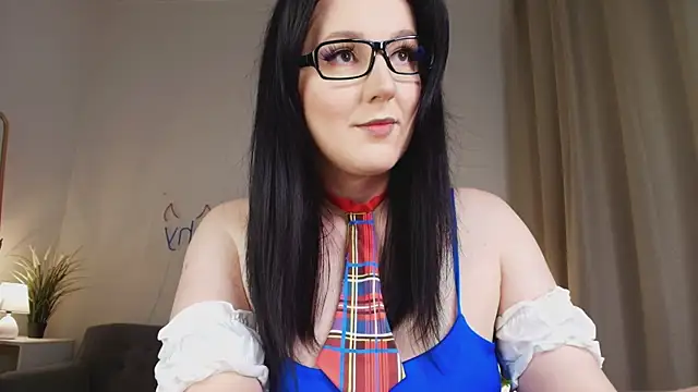 Snapshot of love_me__tonight_ chatting on 09.23.25 love me tonight online show from 09.23.25