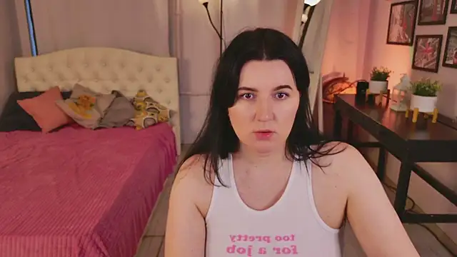 Snapshot of love_me__tonight_ chatting on 11.13.25 love me tonight online show from 11.13.25