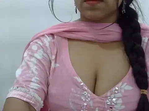 Snapshot of LIYO_ chatting on 06.30.26 LIYO online show from 06.30.26