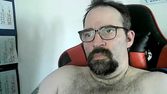 Snapshot of Big-Man-Thomas chatting on 08.05.26 Big-Man-Thomas online show from 08.05.26