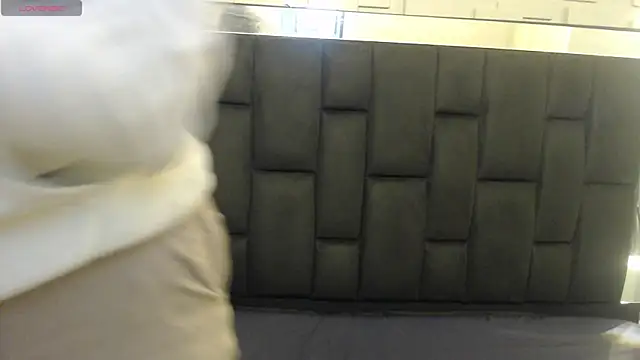 Snapshot of katalina07_1 chatting on 12.18.25 katalina07 1 online show from 12.18.25