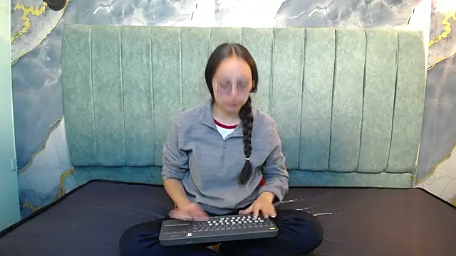 katalina07 1 online show from 04.25.26