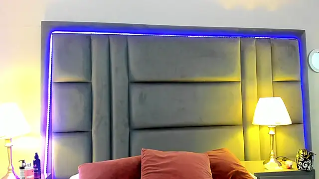 GabyMoreau online show from 05.03.26