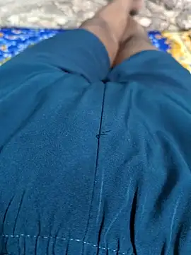 Snapshot of jyohorny chatting on 11.18.25 jyohorny online show from 11.18.25