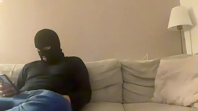 Snapshot of DEhornycoupleD chatting on 11.19.25 DEhornycoupleD online show from 11.19.25