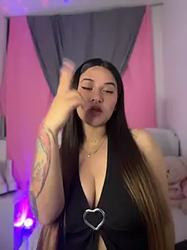 Snapshot of Linda_Bellucci chatting on 07.29.26 Linda Bellucci online show from 07.29.26