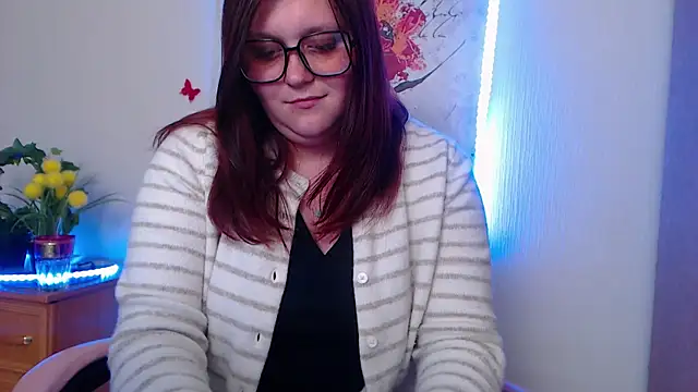 Snapshot of Alisawoods_ chatting on 05.31.26 Alisawoods online show from 05.31.26