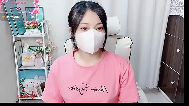 phuongnhi  online show from 06.14.26