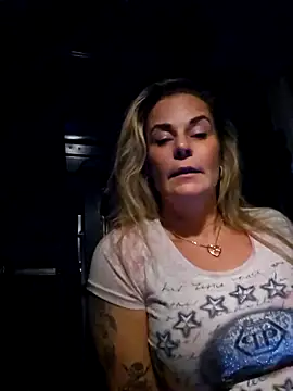 Mrs-Aurora online show from 03.17.26