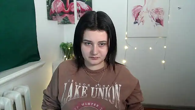 Katrin kiss  online show from 11.07.25