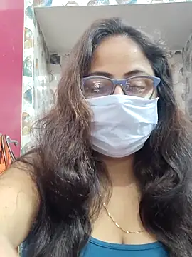 Snapshot of nisha_1110 chatting on 02.14.26 nisha 1110 online show from 02.14.26