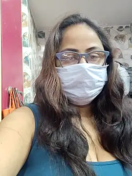 Snapshot of nisha_1110 chatting on 02.18.26 nisha 1110 online show from 02.18.26