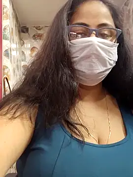 Snapshot of nisha_1110 chatting on 03.12.26 nisha 1110 online show from 03.12.26