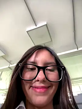 Katie rawwww online show from 09.08.25